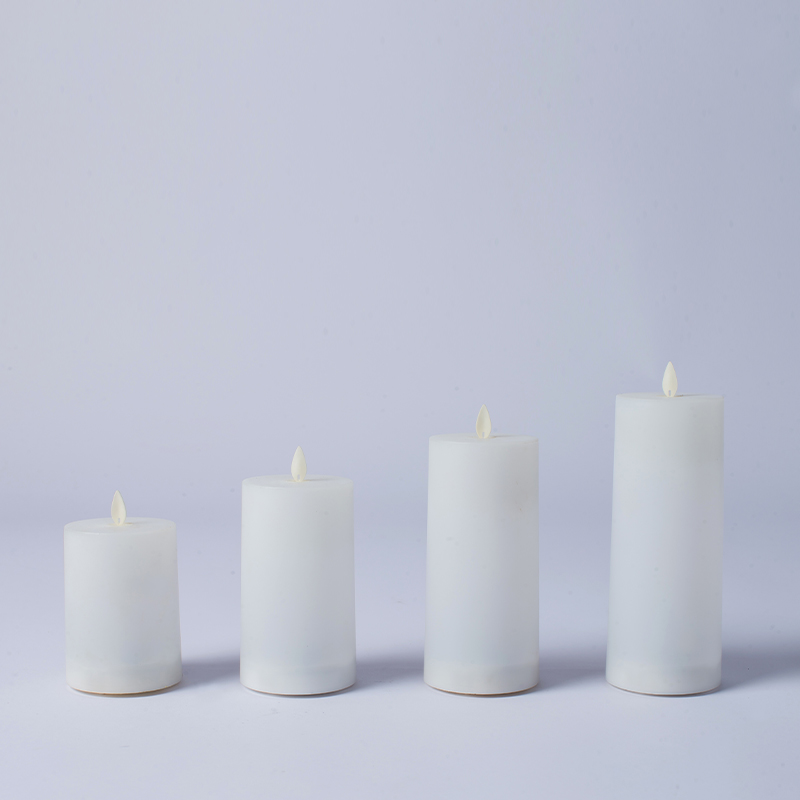 Set of 4 White Solar LED Candles